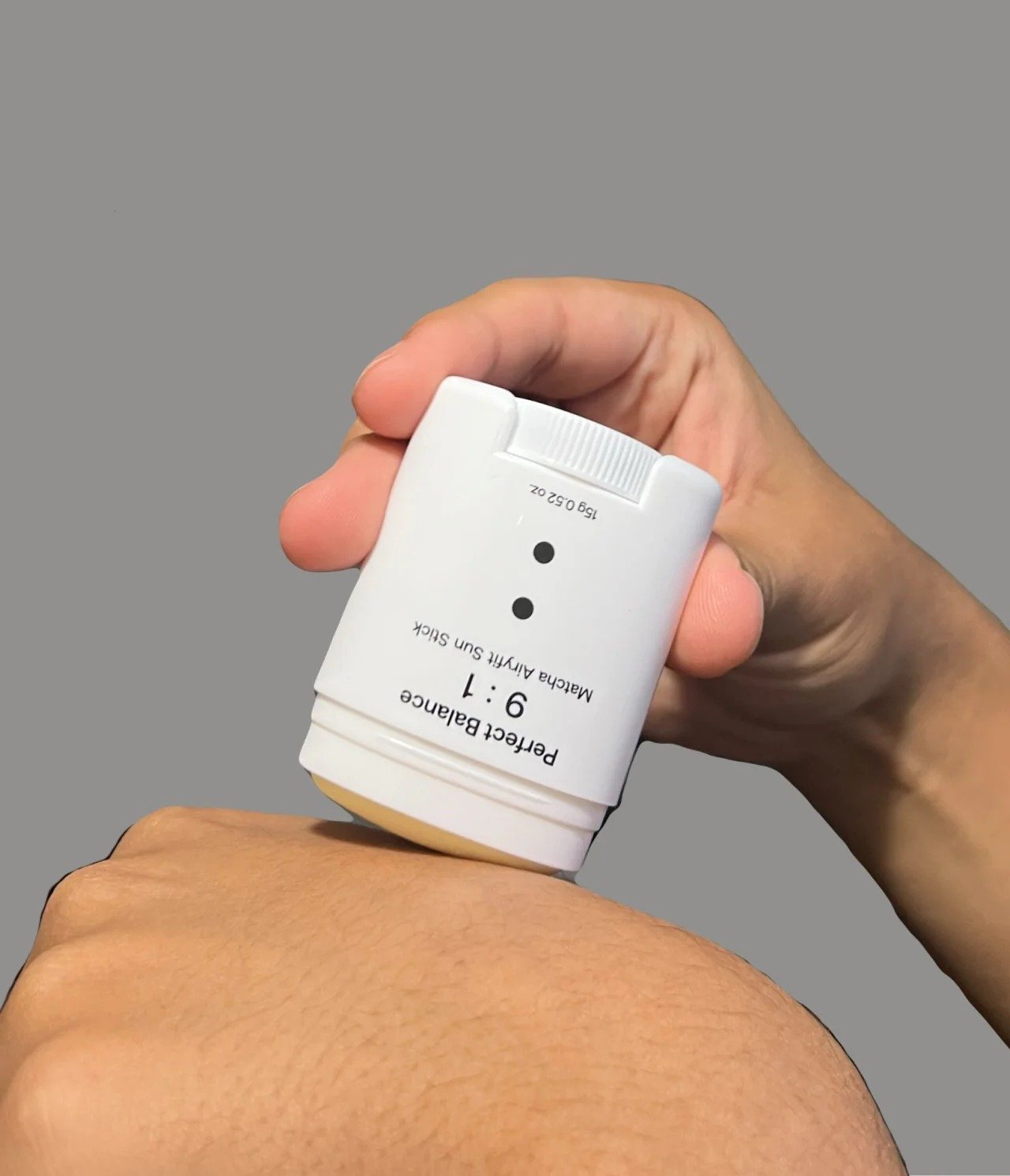 B:Lab Matcha Airyfit Sun Stick 15g de B:Lab — presentación y empaque | K-Beauty coreano en Narumi Chile