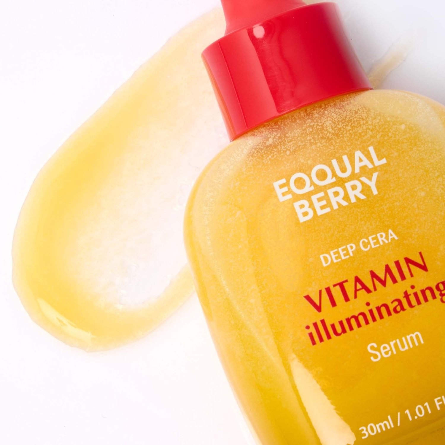 EQQUALBERRY Vitamin Illuminating Serum 30ml de EQQUALBERRY — textura y detalle | K-Beauty coreano en Narumi Chile